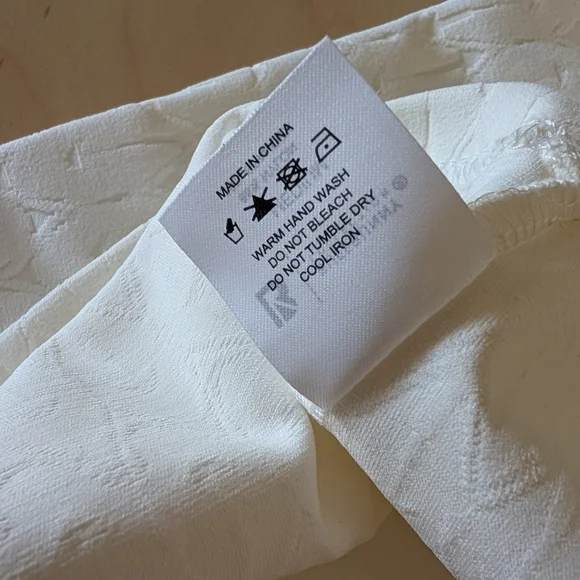 Buffbunny Crop Jacquard Pullover Top (M) - Picture 8 of 8